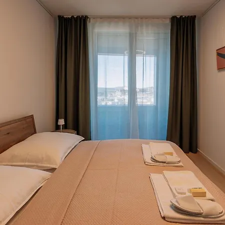 Lejlighed Skau Sky Park Coral By Zaha Hadid 22 Floor 1tower Panoramic View Free Parking Bratislava