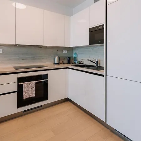 Appartamento Skau Sky Park Coral By Zaha Hadid 22 Floor 1tower Panoramic View Free Parking Bratislava